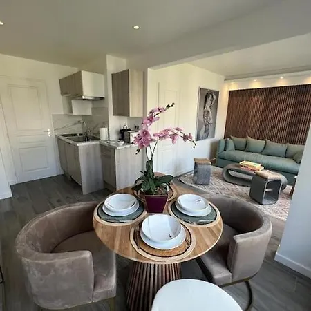 Apartment Magnifique 2 Tour Eiffel