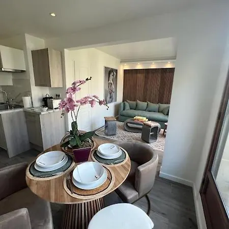 Apartment Magnifique 2 Tour Eiffel *